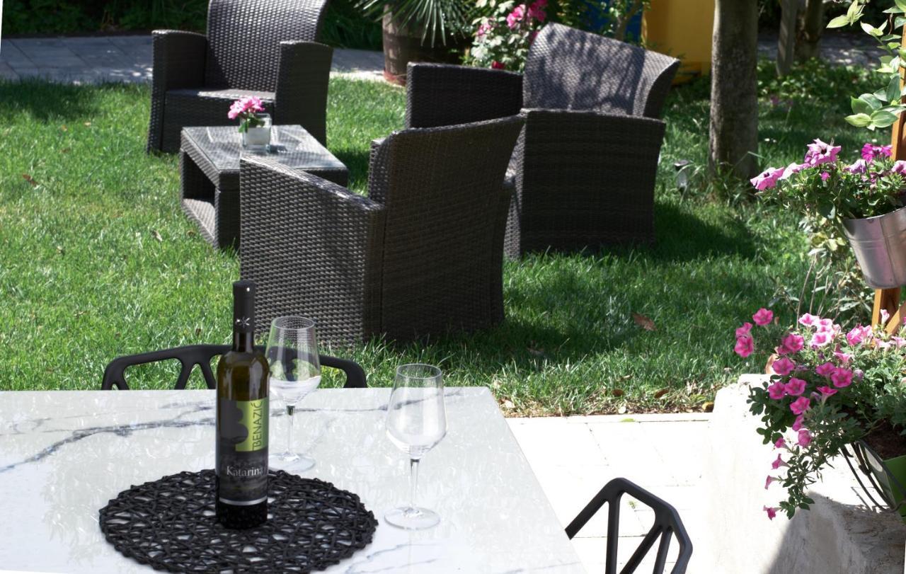 Wine Garden Holiday Home Πούλα Εξωτερικό φωτογραφία